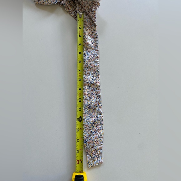 Floral top with detachable straps - Picture 4 of 8